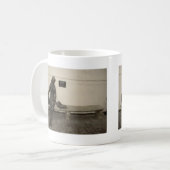 Eleonor Rigby Kaffeetasse (Vorderseite Links)