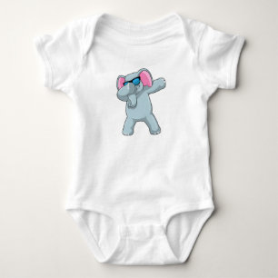 Elephant beim Hip Hop Dance Dab Baby Strampler