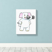 Elephant beim Strenght Training mit Dumbell Leinwanddruck (Insitu (Holzboden))