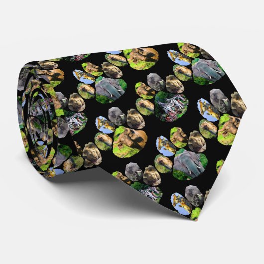 Elephant, Buffalo, Zebra Footprint Collage Neck Ti Krawatte (Gerollt)