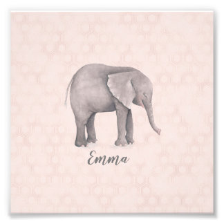 Elephant Girl mit rosa geometrischem Hintergrund Fotodruck