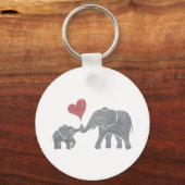 Elephant Hugs Gray Mama and Baby with Red Heart Schlüsselanhänger (Vorderseite)