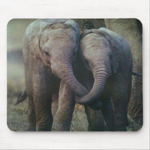 ELEPHANT LOVANT COUPLE MOUSEPAD