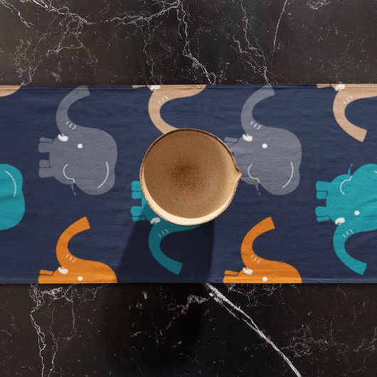 Elephant Pattern Großer Tischläufer