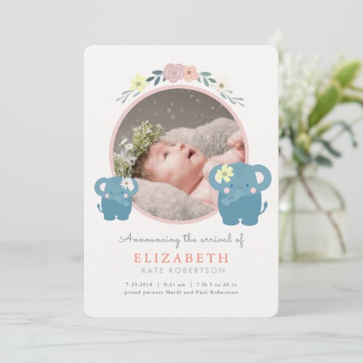 Elephant Pink Floral Girl Foto Geburtsankündigung Einladung (Stehend Vorderseite)