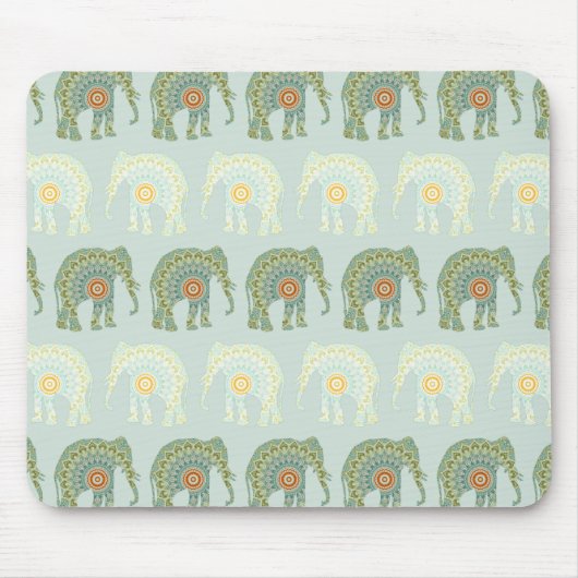 Elephant und Mandala in Light Green Mousepad (Vorne)