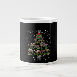 Elephant Weihnachtsbaum bedeckt durch Blitzlicht Jumbo-Tasse
