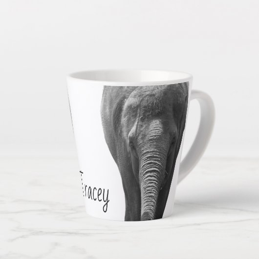 Elephant Wildlife Art Personalisiert Name Tier Milchtasse (Rechte Ecke)