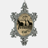 Elephanten Trumpting Zuhause für Weihnachtsfeierta Schneeflocken Zinn-Ornament (Links)