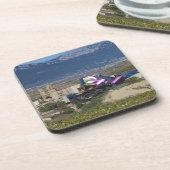 Elevated town view and Hotel Marques de Riscal Untersetzer (Linke Seite)