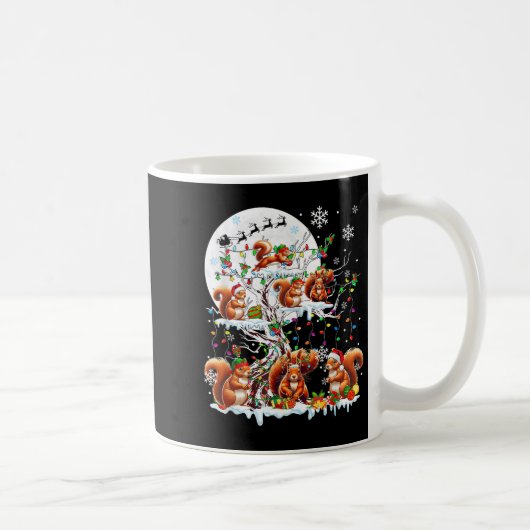 Elf-Eichhörnchen der Gruppe Santa Reindeer auf Tre Kaffeetasse (Rechts)