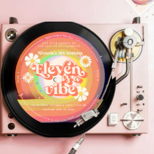Elf ist eine Stimmung Groovy Retro Vinyl Regenboge Einladung