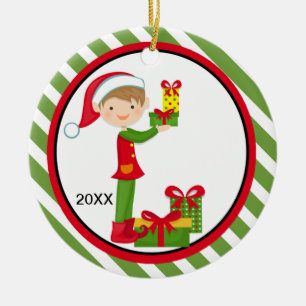 Elf-Jungen-Holding stellt Weihnachtsverzierung dar Keramik Ornament