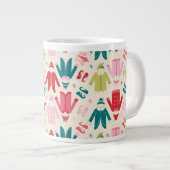 Elf-Muster für farbenfrohe Mäntel und Schuhe Jumbo-Tasse (Vorderseite Rechts)