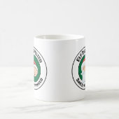 Elf + Weihnachtsfeiertag Tasse (Mittel)