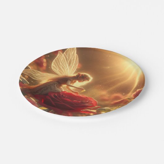 Elfe bestäubt rote Rose mit der Liebe Pappteller (Schrägansicht)