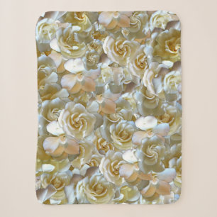 Elfenbein-Rosenmuster – Elegante Blumige Kunst Sherpadecke