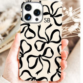 Elfenbein und schwarzes Bogenmonogramm iPhone Hülle