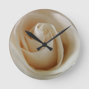 Elfenbein-weiße Rosen-Blumen-BlumenFoto Runde Wanduhr