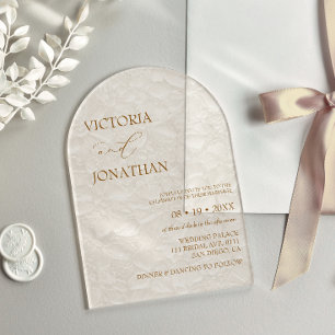 Elfenbeinbeige Elegante einfache Hochzeit Acryleinladungen