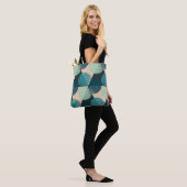 Elfenbeinblau Geometrisch: Retro-Tile-Elegance. Tasche (Am Model)