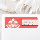 Elfenbeindamask auf rosa mit Rot (Insitu)