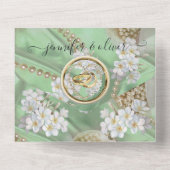 Elfenbeingrün-goldene Perlen auf einer Hochzeit All In One Einladung (Rückseite)