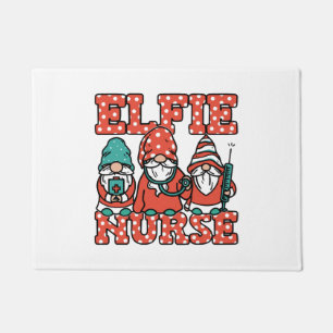 Elfie Nurse Gnomes Christmas Helper National Fußmatte