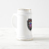 Elite 82. Im Flugzeug Abteilung Bierglas (Vorderseite Links)