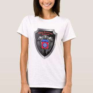 Elite 82. Im Flugzeug Abteilung T-Shirt