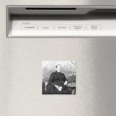 Elizabeth Ann Everest, Gruscha zu Winston Magnet (In Situ (Geschirrspüler))