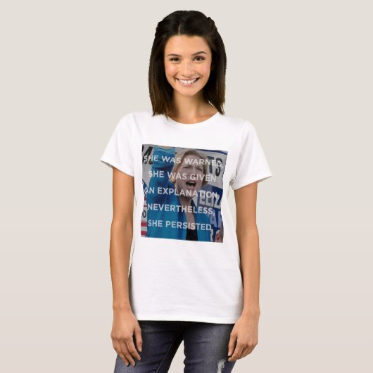 Elizabeth w dennoch bestand sie T - Shirt fort (Vorne ganz)