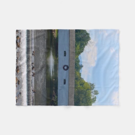 Elizabethton Covered Bridge Fleecedecke (Vorderseite (Horizontal))