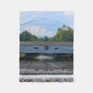 Elizabethton Covered Bridge Fleecedecke