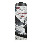 Elk Beneath American Mountain Skies Thermosbecher (Vorderseite)
