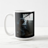 Ellbogen auf! Mike Myers Tasse von RoseWrites (Links)