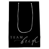 Ellesmere Black Minimalistisch Wedding Team Bride Mittlere Geschenktüte (Rückseite)