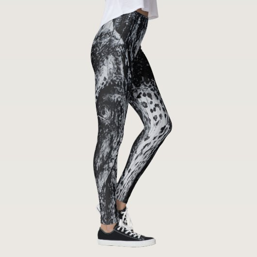 Ellie the Elephant Unique Wild Animal Portrait Art Leggings (Rechts)