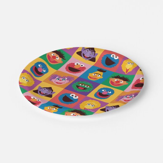 Elmo und Friends Wrapping Paper Pappteller (Schrägansicht)