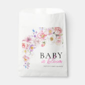 Eloise Pink Floral Baby in Bloom Baby Dusche Geschenktütchen (Vorderseite)
