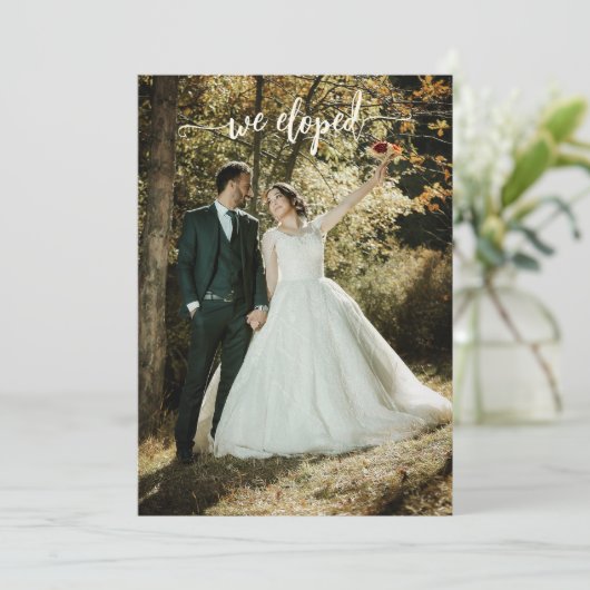 Elopement nach Hochzeit Foto glücklich Einladung (Stehend Vorderseite)