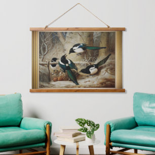 Elstern um ein totes weibliches Auerhuhn Wandteppich Mit Holzrahmen