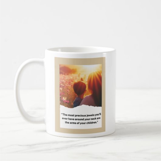 Eltern- und Kinderbindung mit einer Quote Kaffeetasse (Links)
