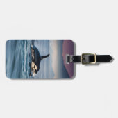 Elternzeit: Mama und Baby Orcas im Ozean, Gepäckanhänger (Vorderseite horizontal)