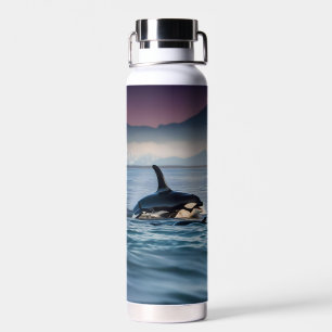 Elternzeit: Mama und Baby Orcas im Ozean, Trinkflasche