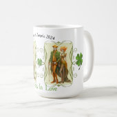 Elven Couple St. Patrick's Day Tasse (VorderseiteRechts)
