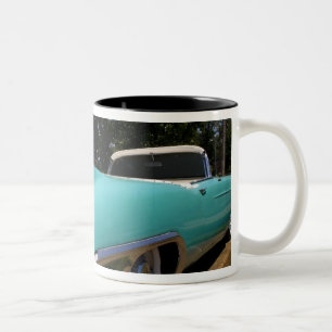 Elvis Presleys grüner Cadillac-Cabriolet in Zweifarbige Tasse