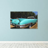 Elvis Presleys grünes Cadillac-Cabrio in Leinwanddruck (Insitu (Holzboden))