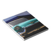 Elvis Presleys grünes Cadillac-Cabrio in Notizblock (angewinkelt)