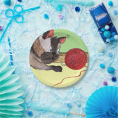 Elvis's Red Yarn Paper Plate Pappteller (Party)